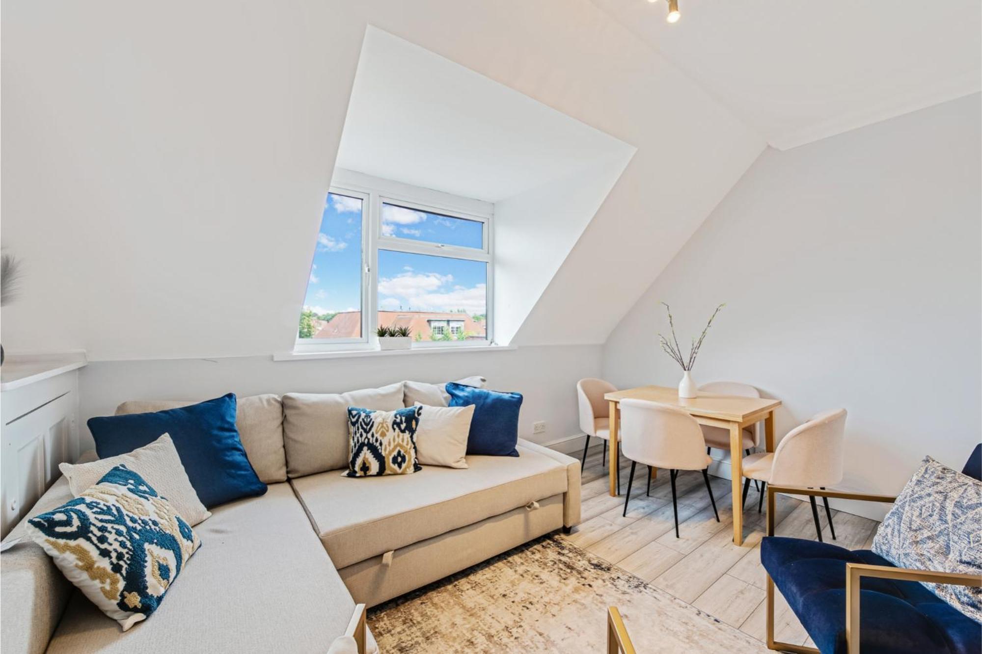 Sweet And Lovely 2Br With Free Parking London Exterior photo