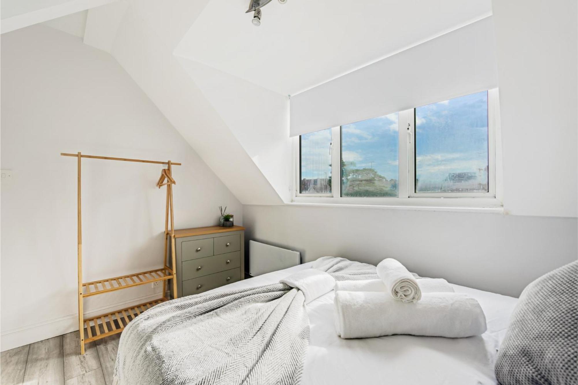 Sweet And Lovely 2Br With Free Parking London Exterior photo
